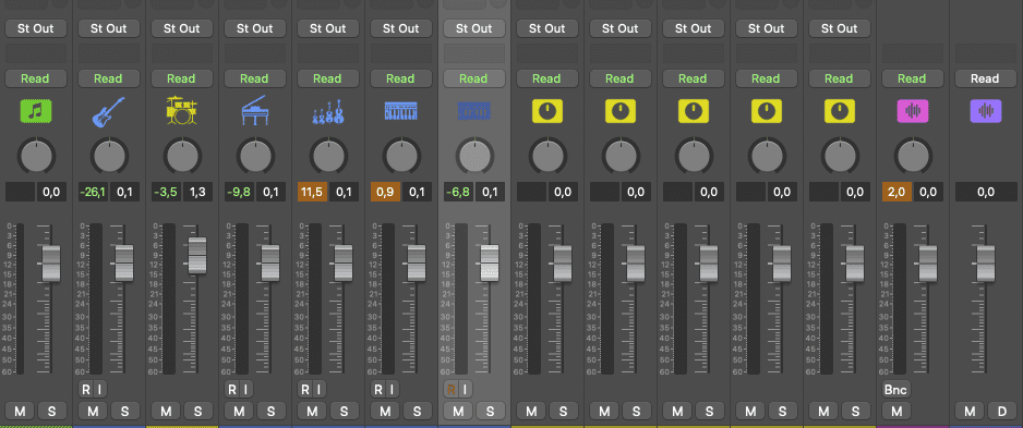 Panel mixu w logicpro