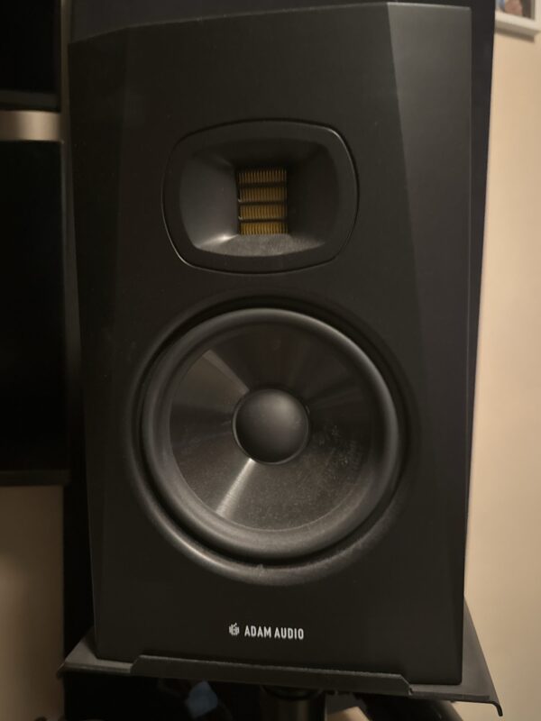 Adam Audio T7